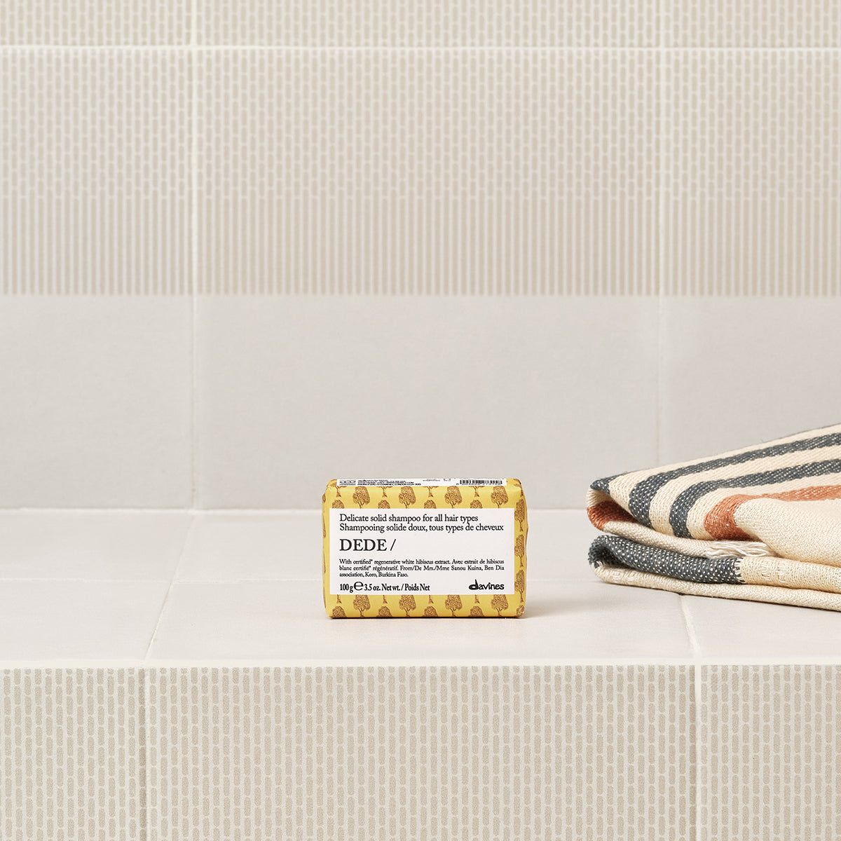 Davines Nederland DEDE shampoo bar - Milde shampoo bar voor alle haartypes.