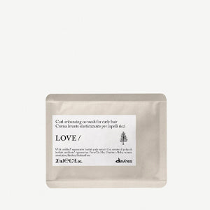LOVE CURL Co-wash Krulversterkende co-wash voor krullend haar. Default Title Davines