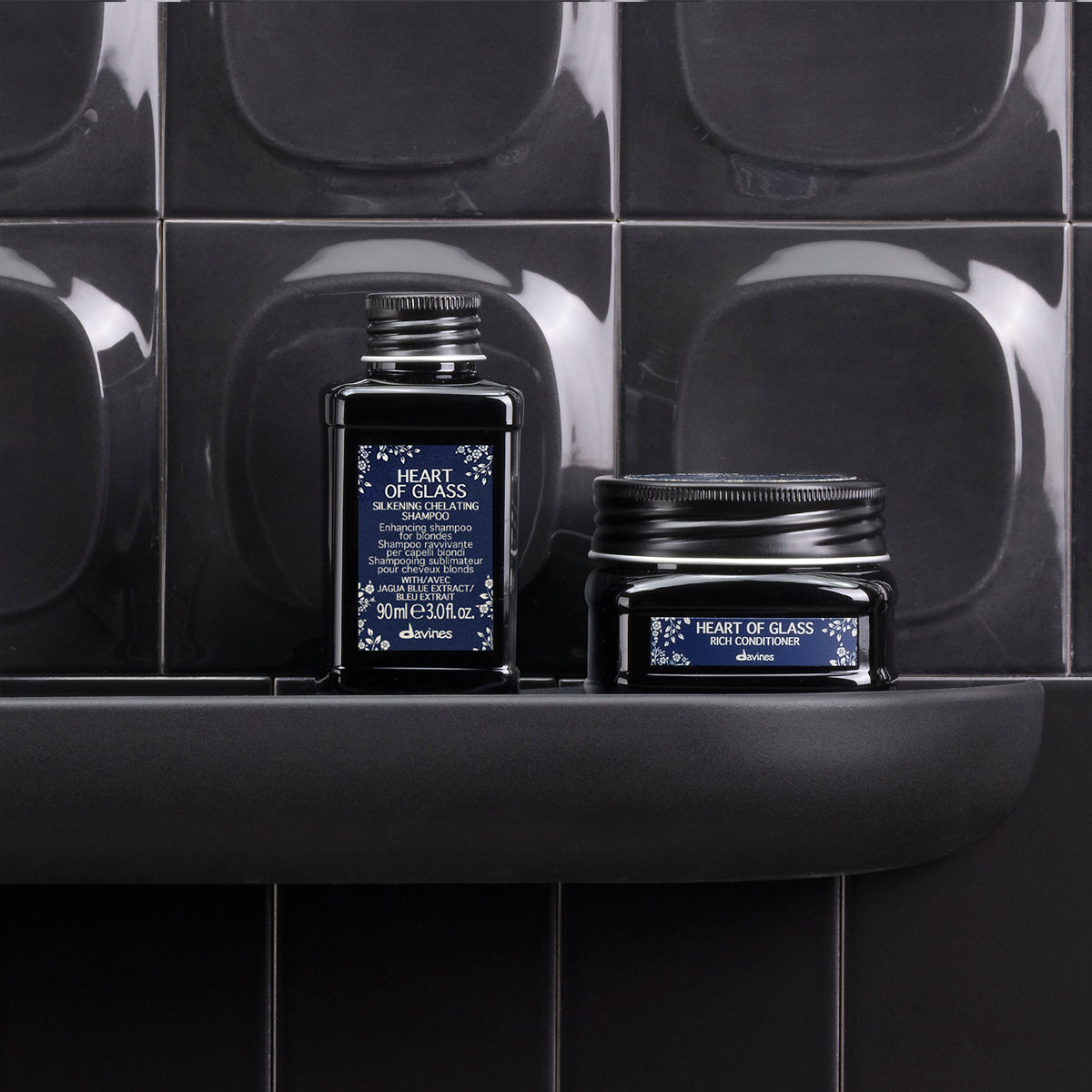 Davines Nederland HEART OF GLASS Silkening Chelating Shampoo - Versterkende shampoo voor blond haar.