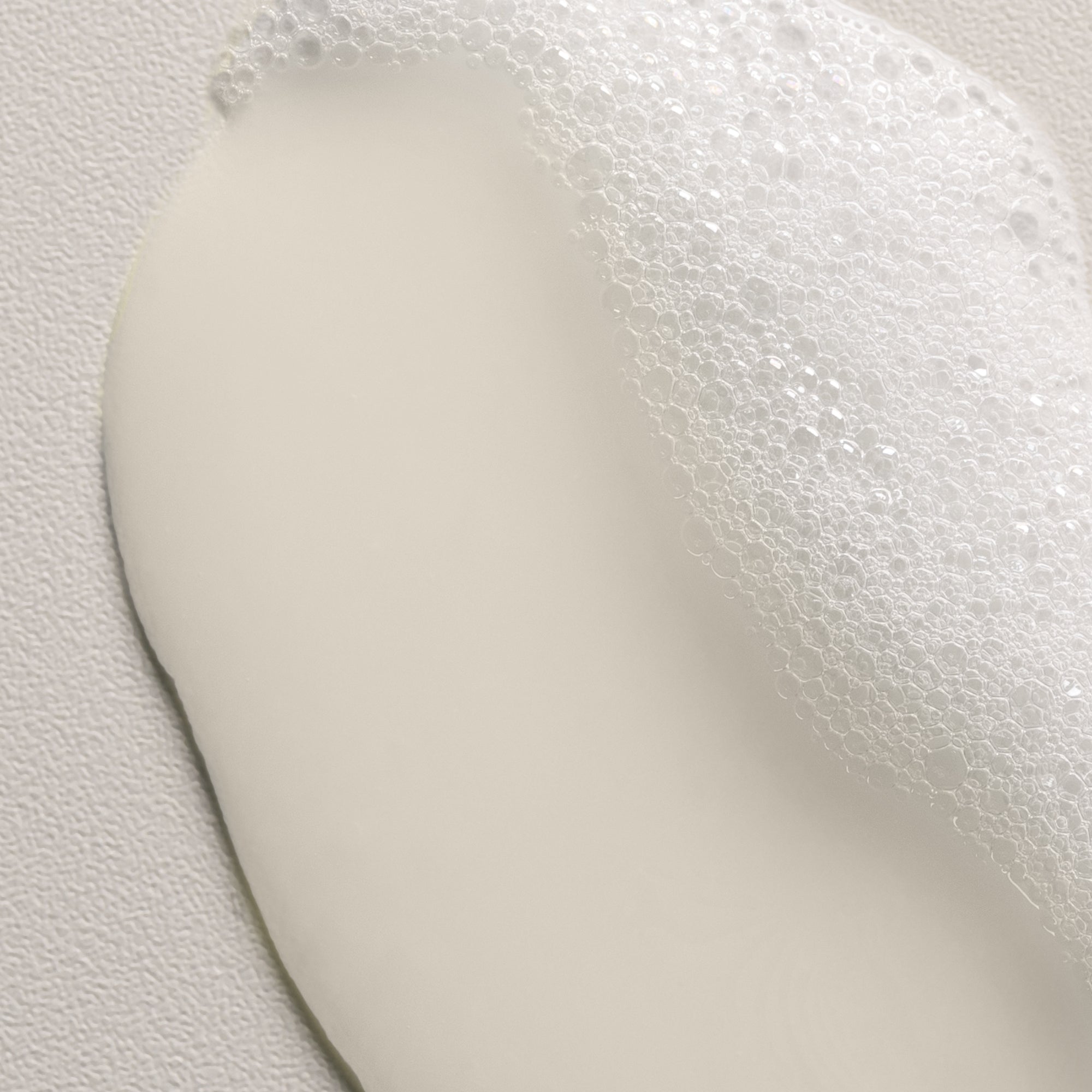 Davines Nederland LOVE Curl Shampoo Refill - Krulversterkende en temmende shampoo navulverpakking voor golvend en krullend haar.