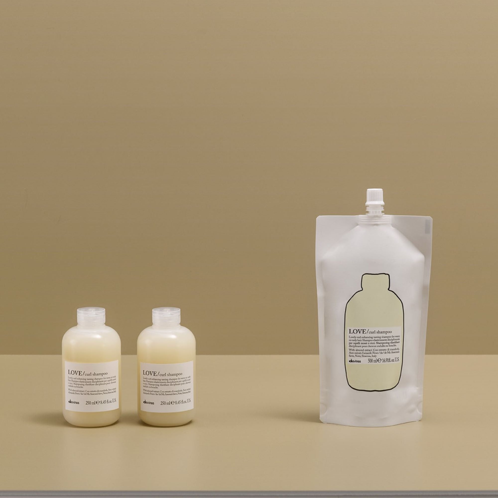 Davines Nederland LOVE Curl Shampoo Refill - Krulversterkende en temmende shampoo navulverpakking voor golvend en krullend haar.