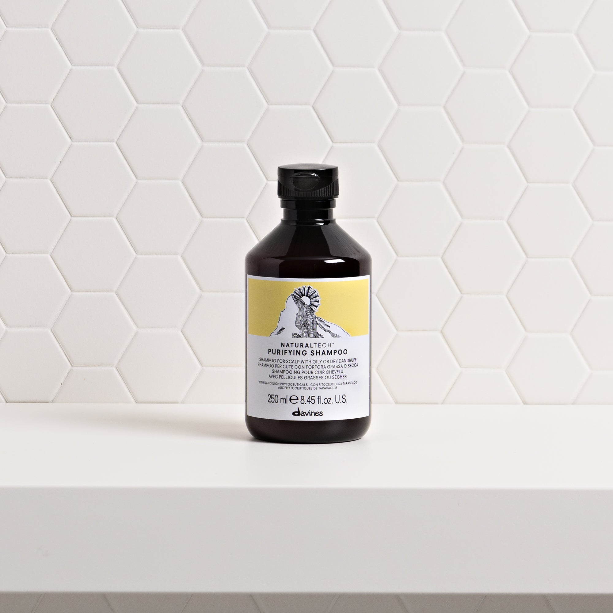 Davines Nederland Purifying Shampoo - Anti-roos shampoo voor een vette of droge hoofdhuid.
