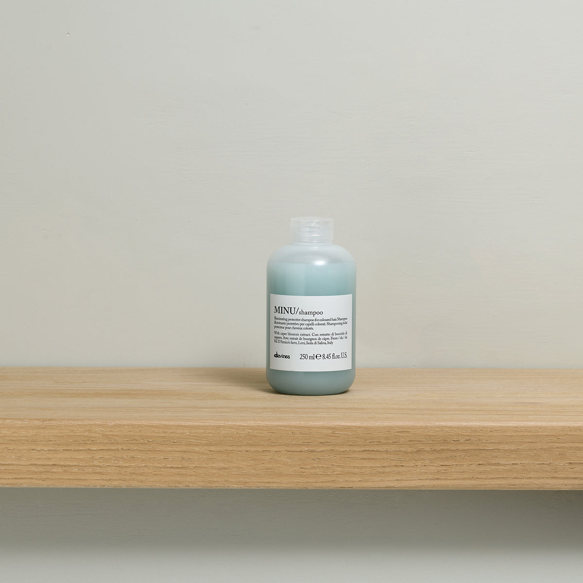 Davines Nederland MINU Shampoo - Verhelderende en beschermende shampoo voor gekleurd haar.