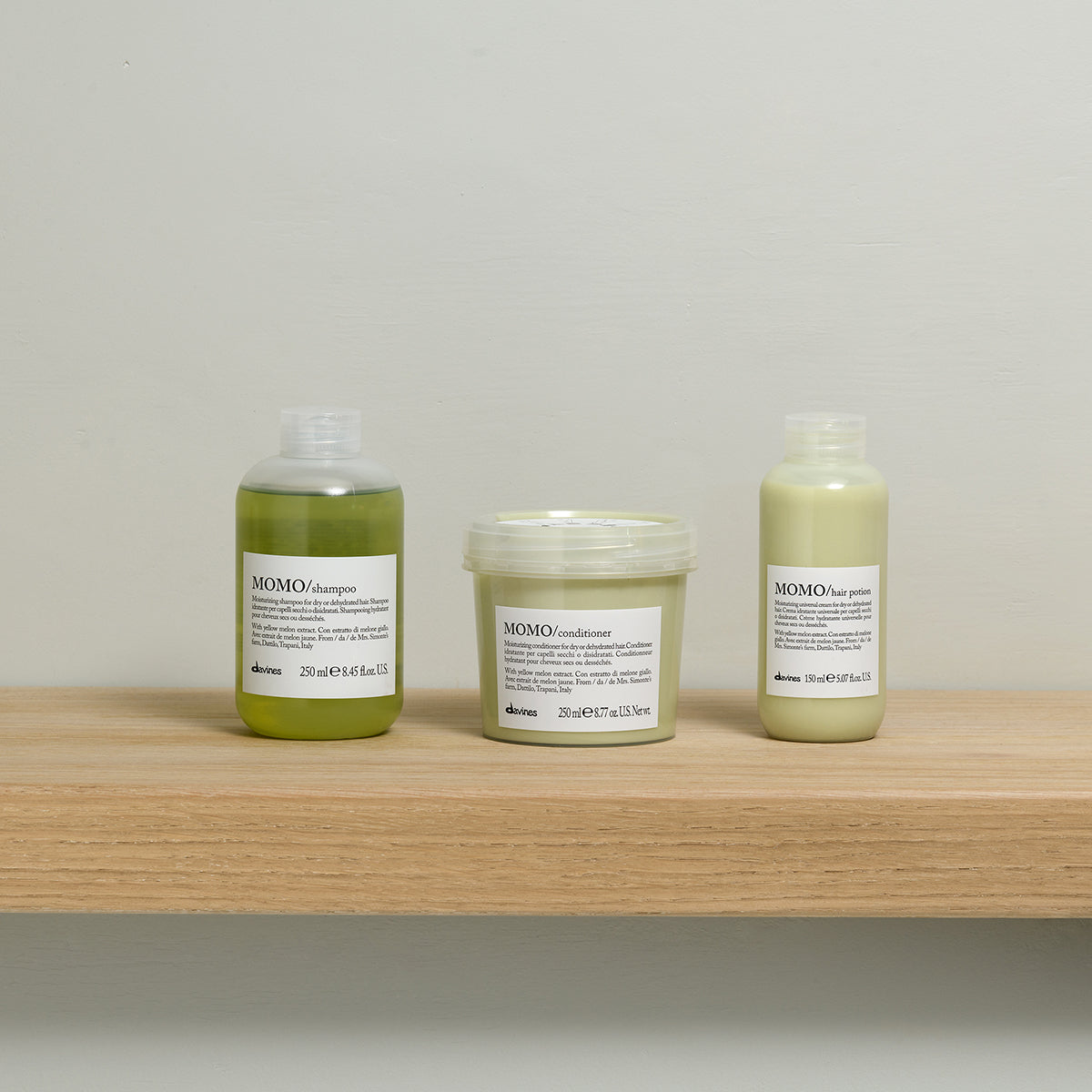 Davines Nederland MOMO Shampoo - Diep hydraterende shampoo voor droog en vochtarm haar.