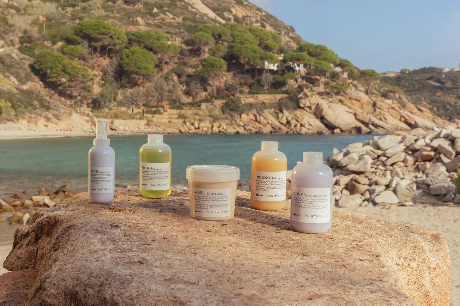 Zomer haar overleven: beschermen, hydrateren en stylen voor het seizoen