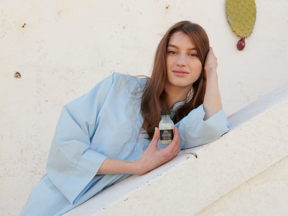 Hoe verzorg je je haar op reis?