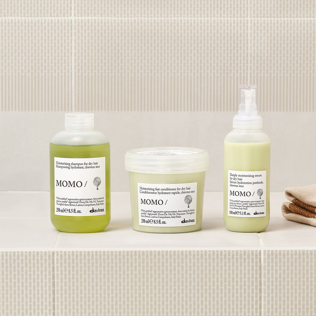 
Davines Nederland MOMO Shampoo - Hydraterende shampoo voor droog haar. 