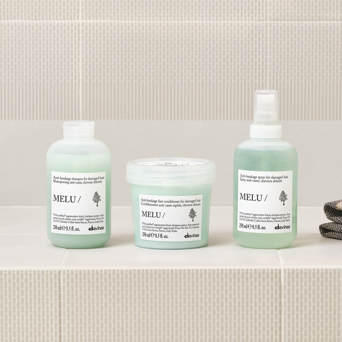 
Davines Nederland MELU Spray - Anti-breukspray voor beschadigd haar. 