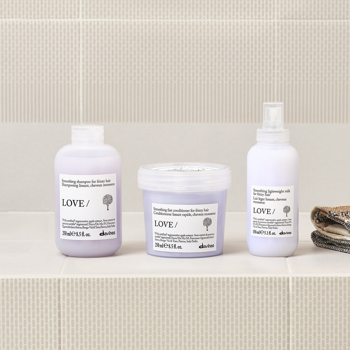 
Davines Nederland LOVE SMOOTHING Shampoo - Gladmakende shampoo voor pluizig haar. 