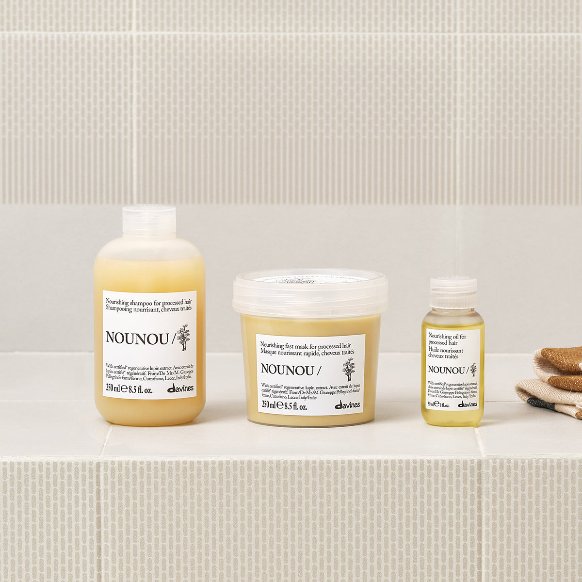 
Davines Nederland NOUNOU Mask - Voedend snelwerkend masker voor behandeld haar. 