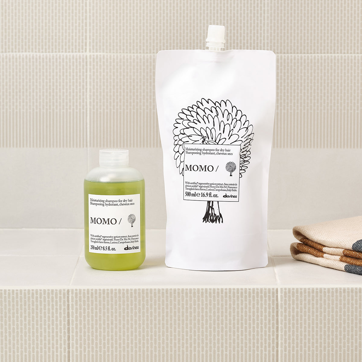 
Davines Nederland MOMO Shampoo - Hydraterende shampoo voor droog haar. 